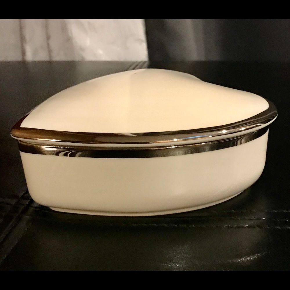 Heart ❤️ Box - Picture 5 of 9